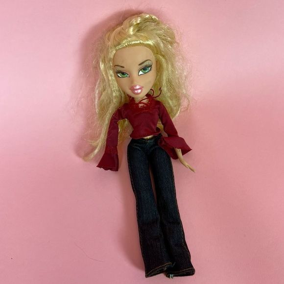 Bratz “Strut It” Green Eyes CLOÉ Doll - Picture 1 of 7